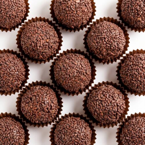 pasteleria madrid artesanal especialidades caja 6 trufas grandes de chocolate composición