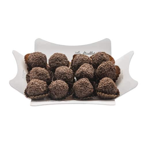 pasteleria madrid artesanal bomboneria bombones especialidades chocolates trufas de chocolate pequenas 12 unidades