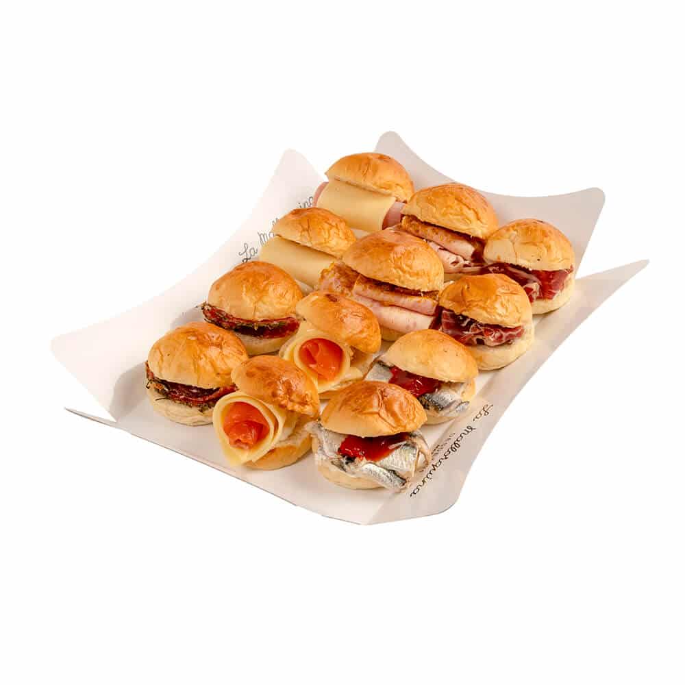 pasteleria madrid artesanal salados bandeja mini medias noches