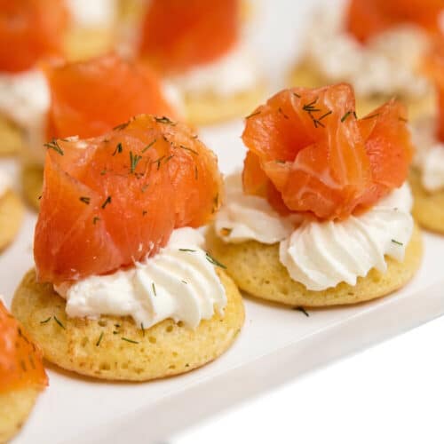 blinis de salmón La Mallorquina catering la Mallorquina detalle